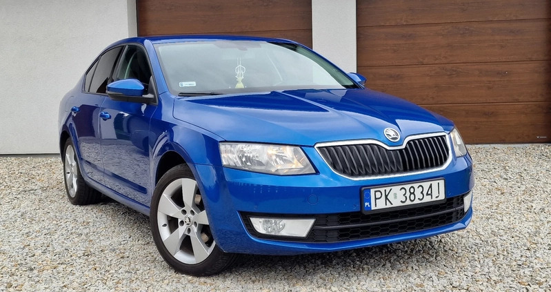 Skoda Octavia cena 36500 przebieg: 199000, rok produkcji 2015 z Moryń małe 667